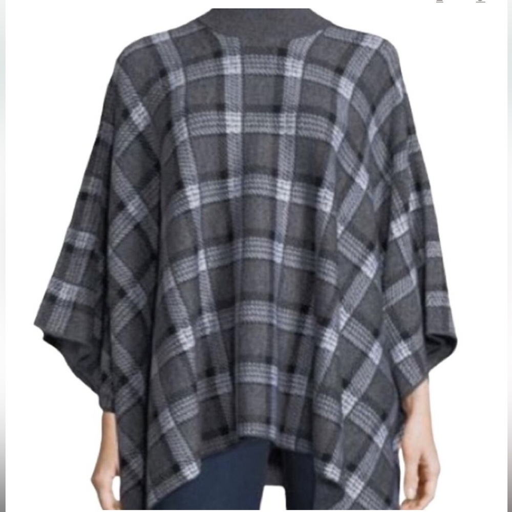THEORY XS/S‎ Oversized Florencio Plaid Pancho Sweater 100% Wool Black & White